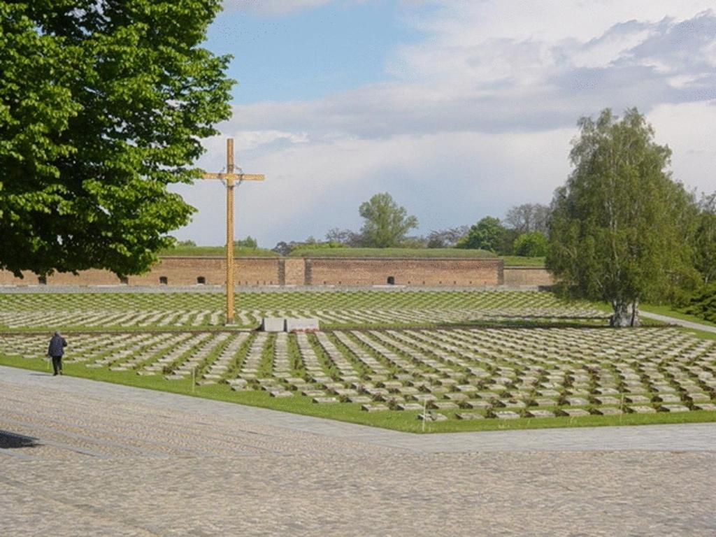 Parkhotel Terezín Kültér fotó